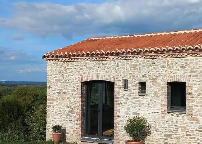 La Haute Combe Bed & Breakfast 3*